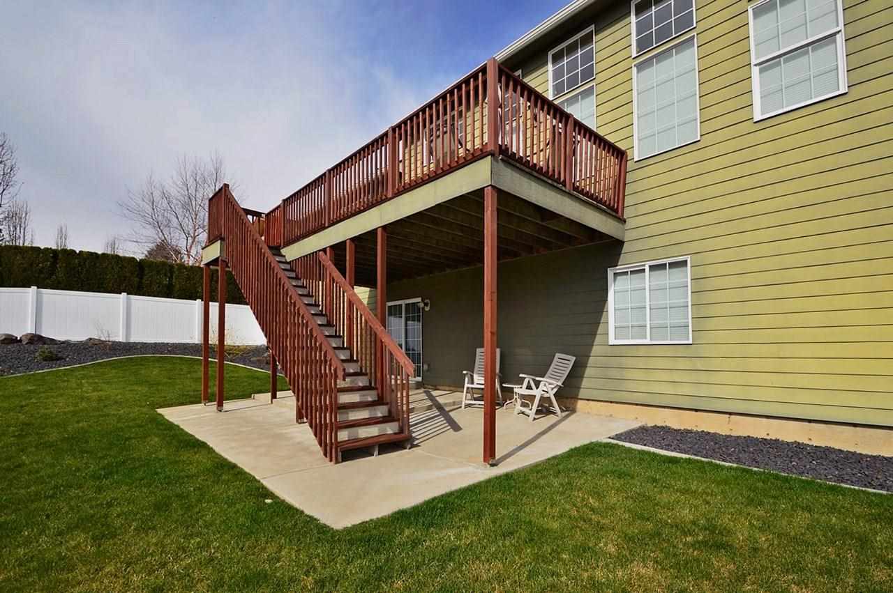 1209 W Chaucer Ave - Photo 19