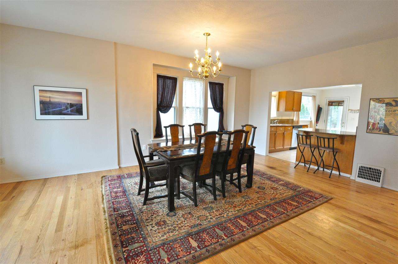 2022 E 17th Ave - Photo 4