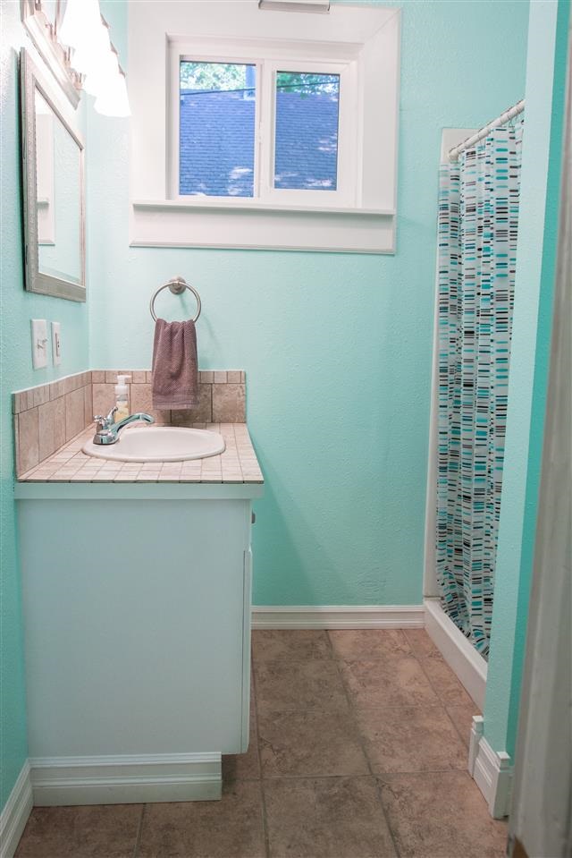 1030 E 12th Ave - Photo 15