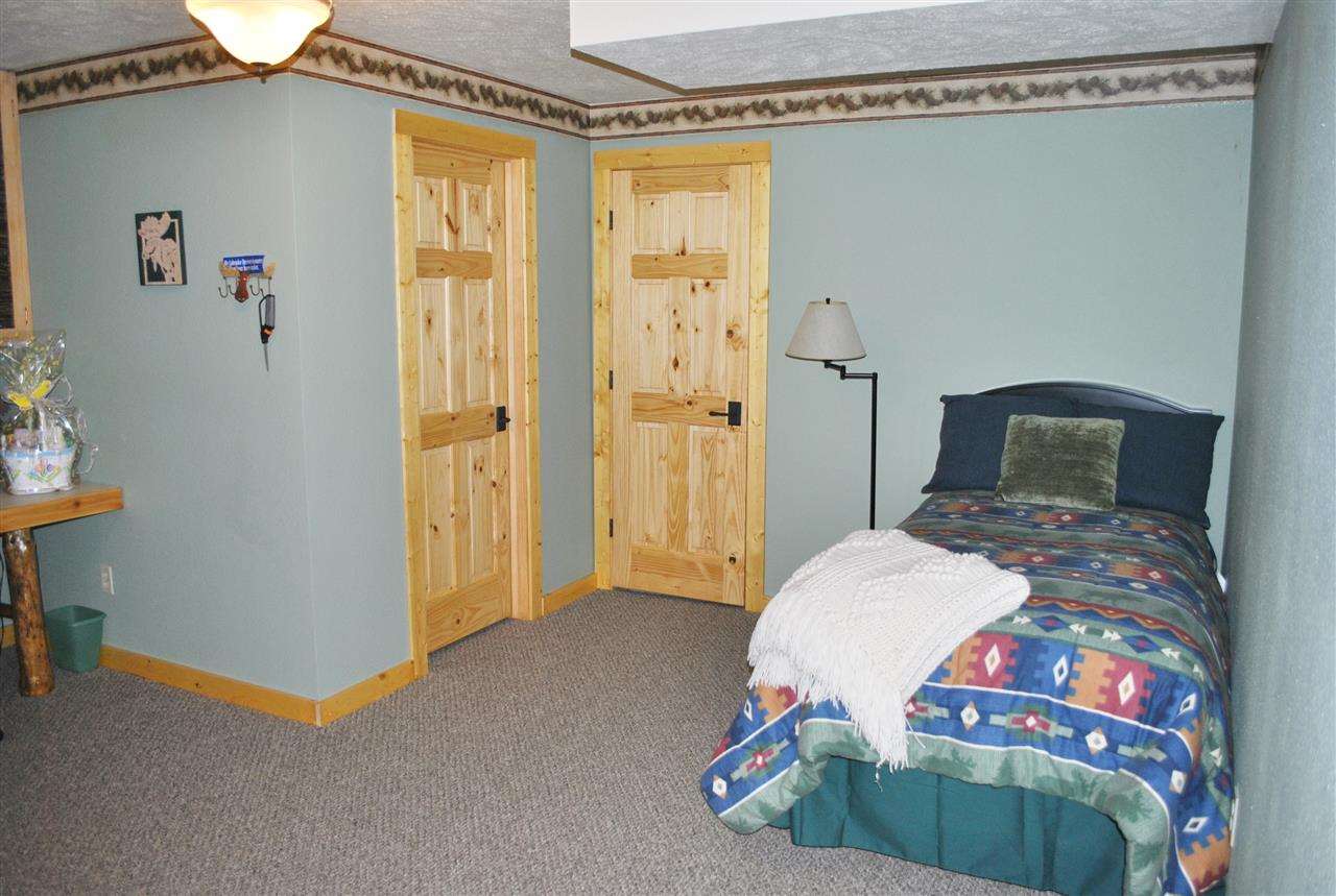 1705 E Greenwood Ln - Photo 13