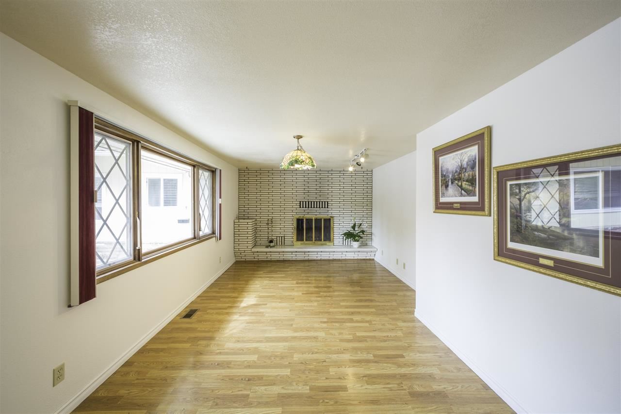 7816 N Starr - Photo 2