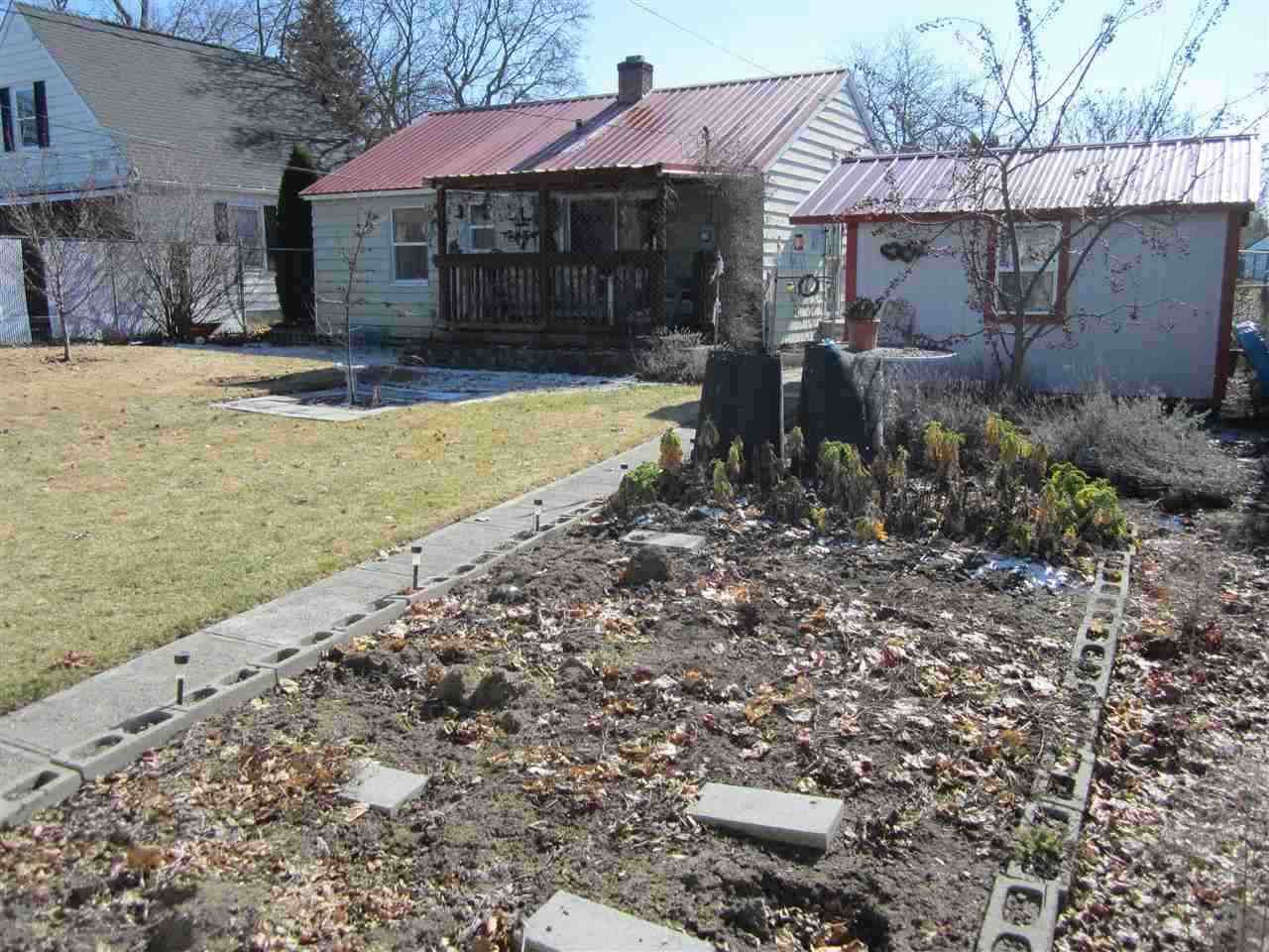 2716 W Everett Ave - Photo 17