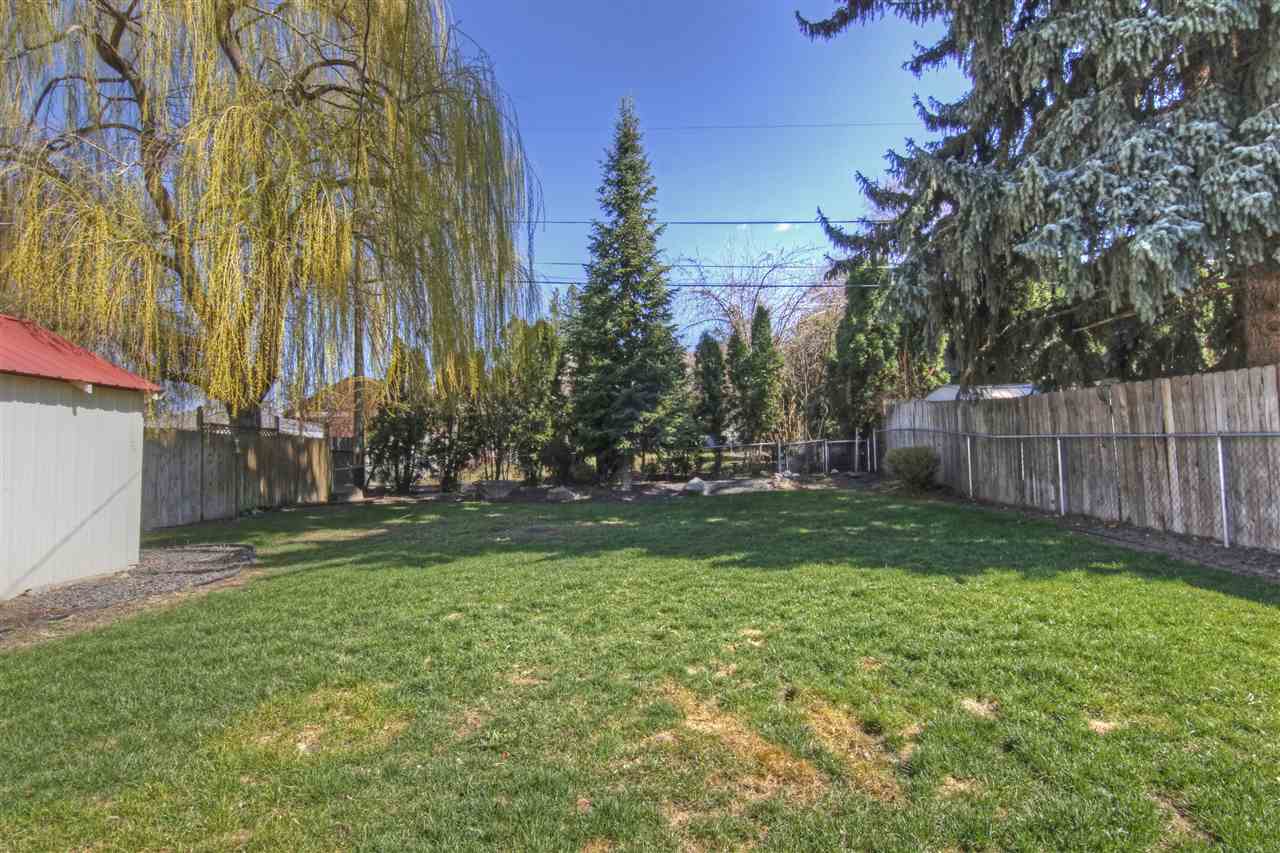 1433 S Maple St - Photo 12