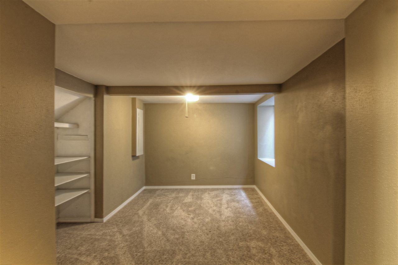 1433 S Maple St - Photo 13