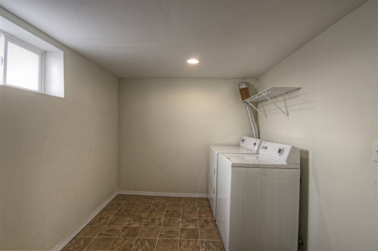 1433 S Maple St - Photo 15