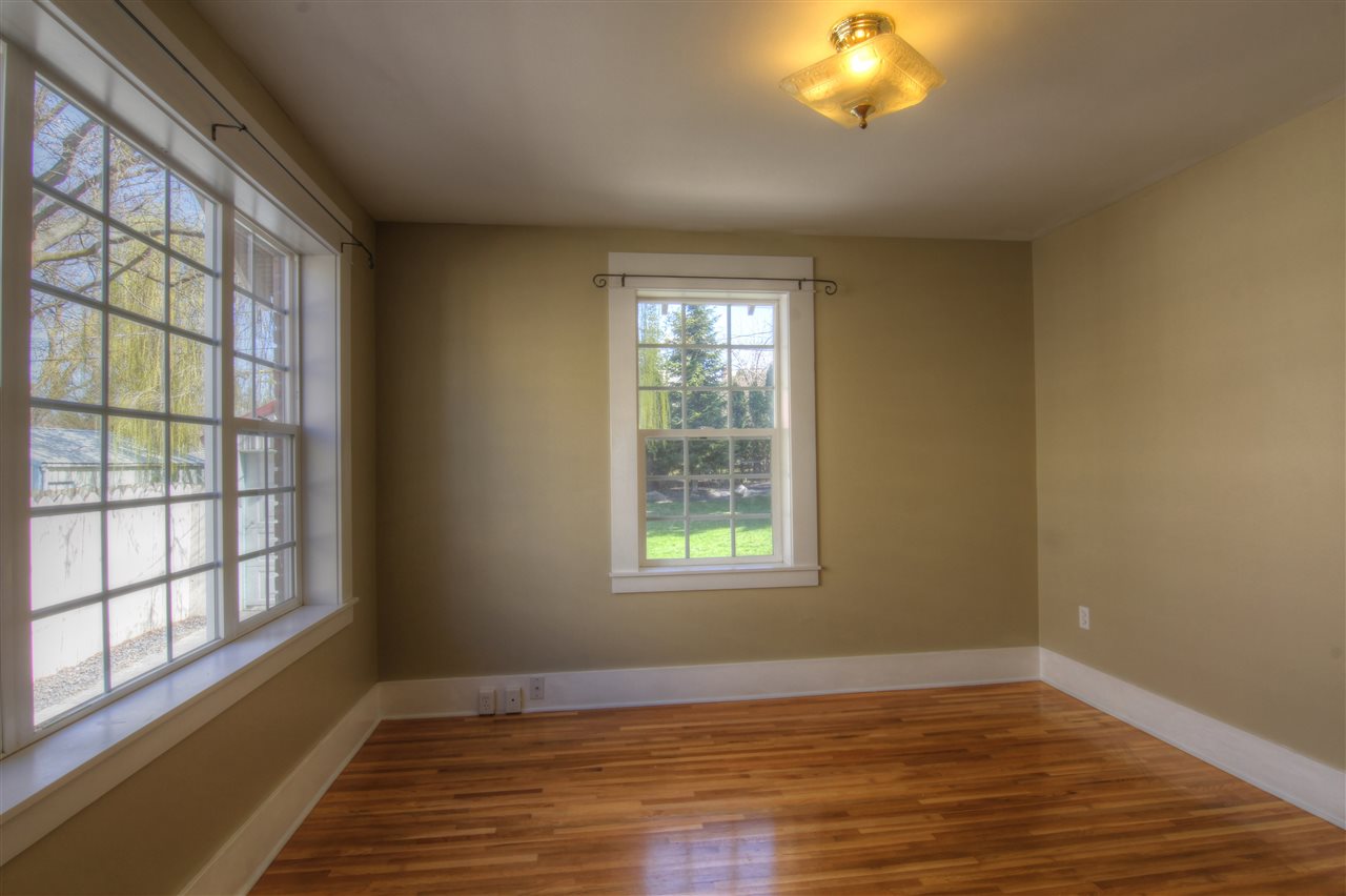 1433 S Maple St - Photo 6