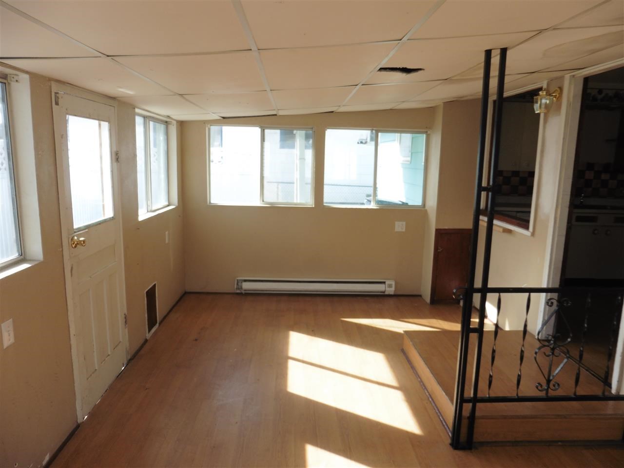 308 E Queen Ave - Photo 6