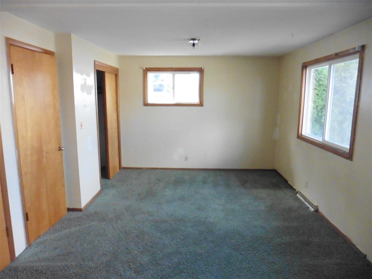 308 E Queen Ave - Photo 9