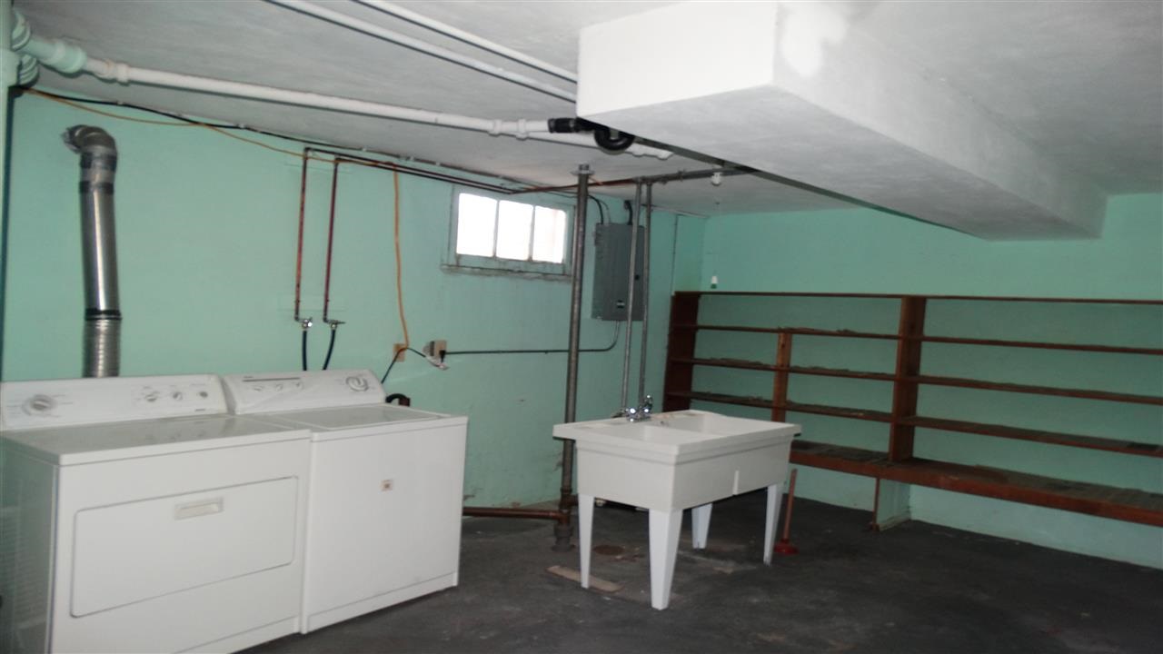 304 E Bridgeport Ave - Photo 13