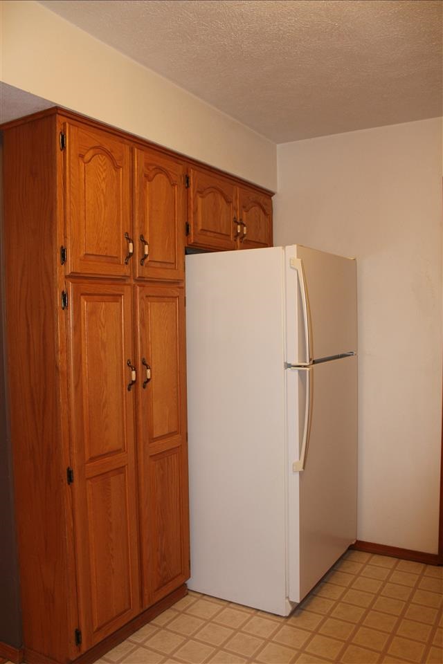 1118 W Glass Ave - Photo 11