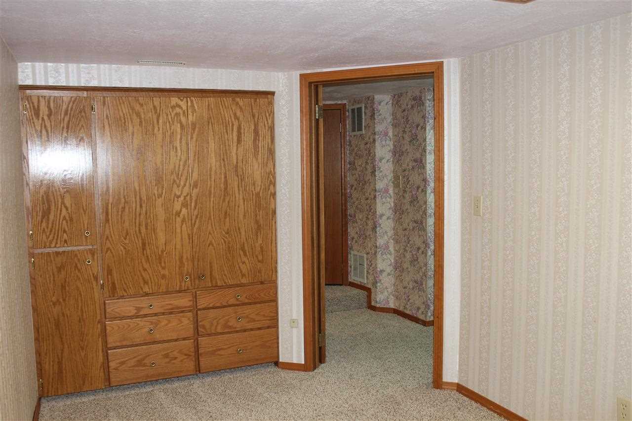 1118 W Glass Ave - Photo 14