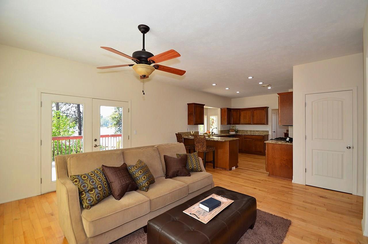 13213 N East Newman Lake Rd - Photo 3