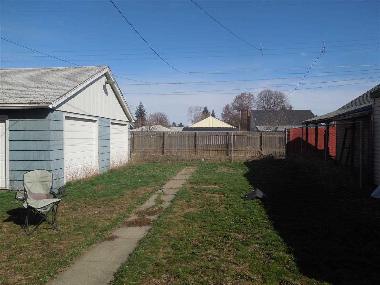 2209 E Rowan - Photo 13