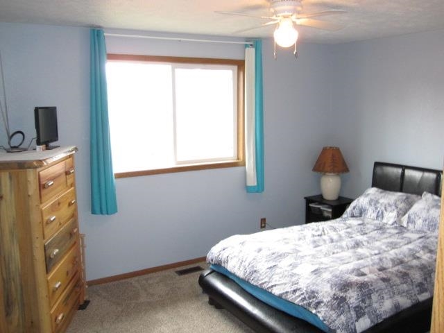 1225 E 4th St - Photo 13