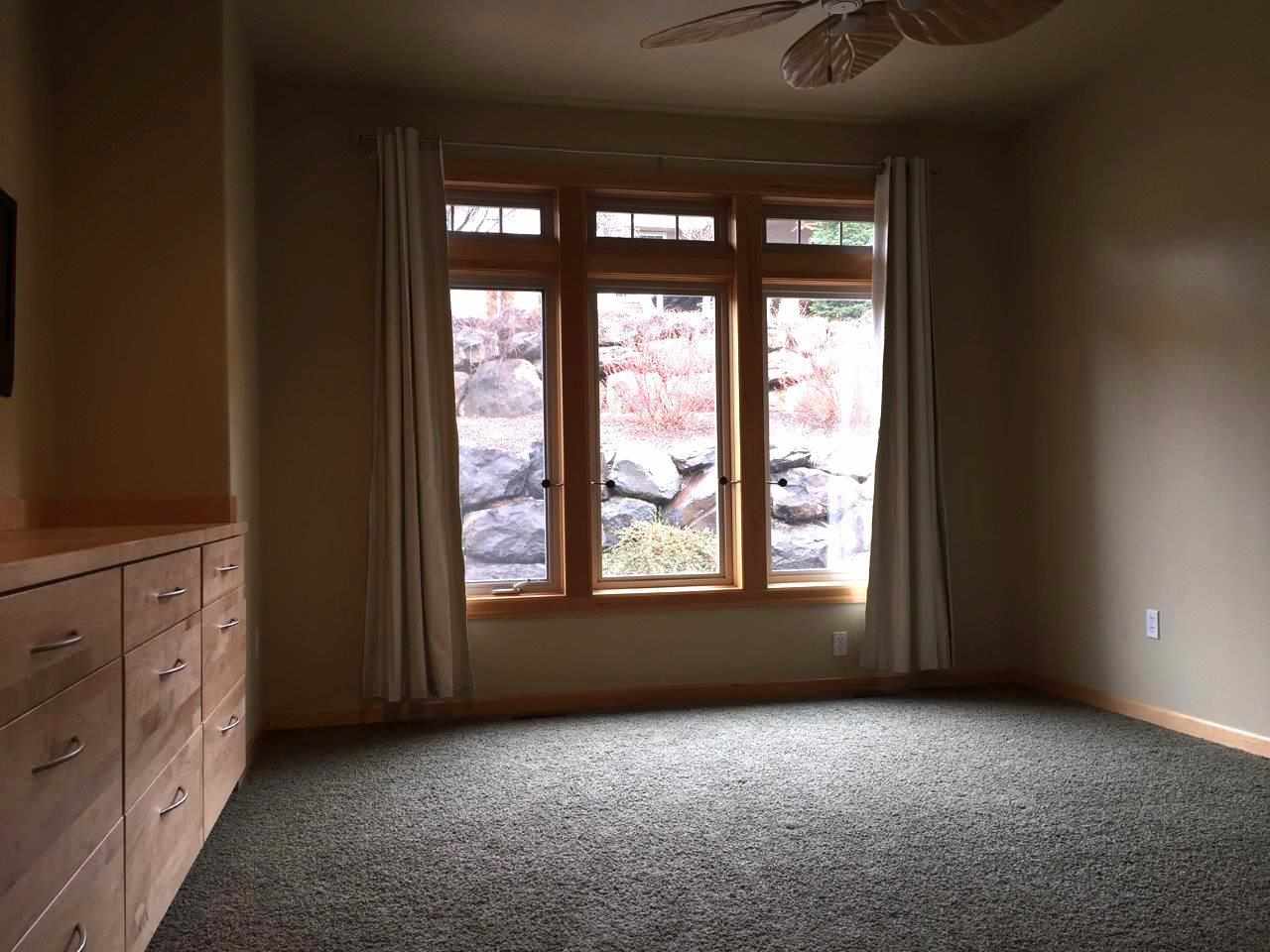 2314 W Stratton Ave - Photo 11