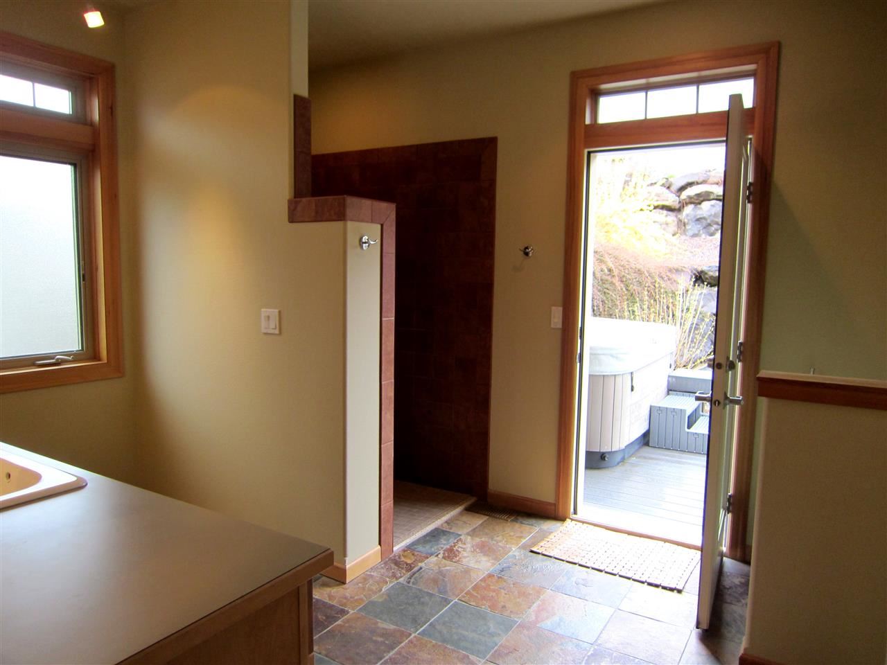 2314 W Stratton Ave - Photo 8