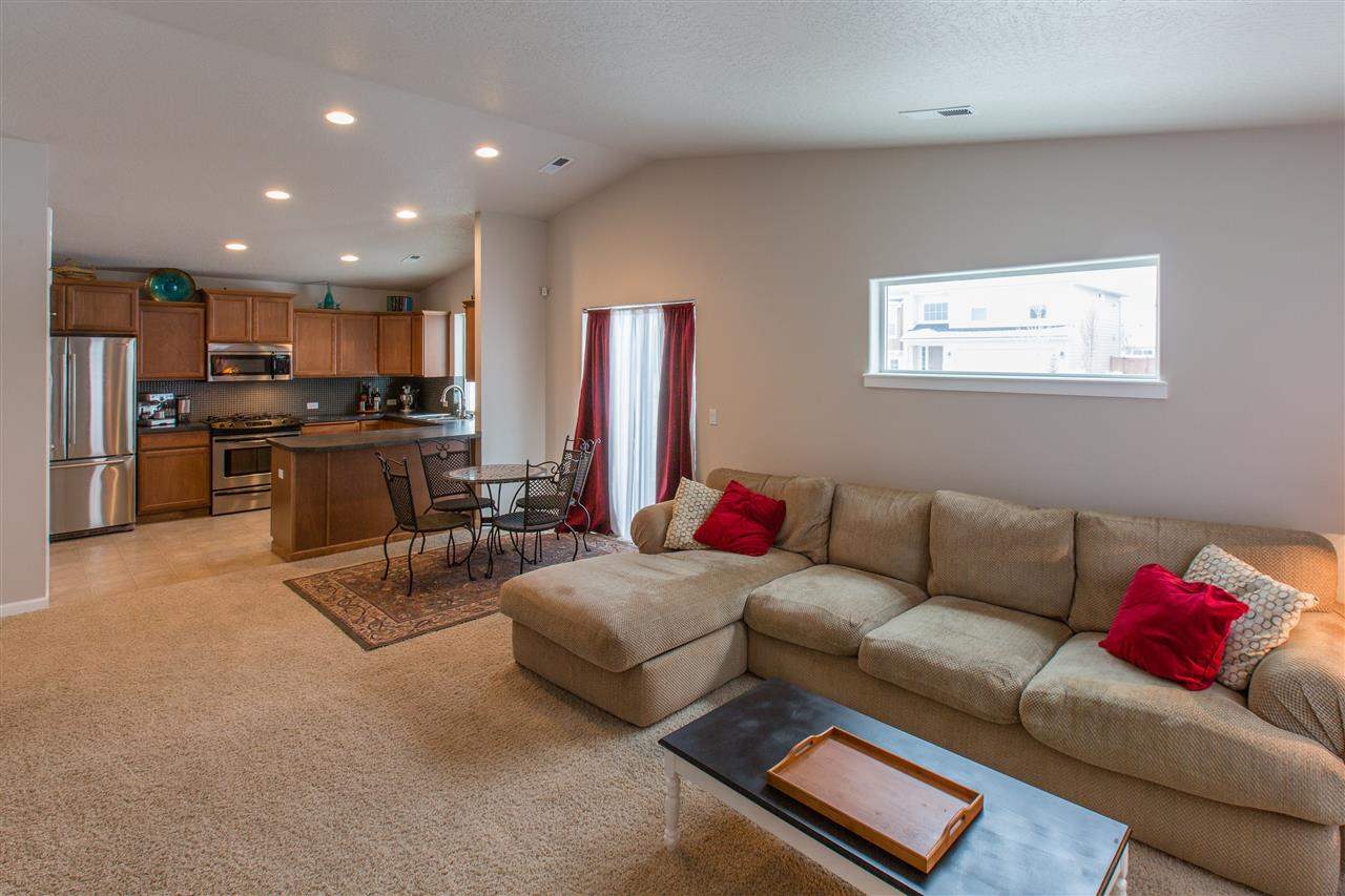 19700 E Indiana Ave - Photo 6