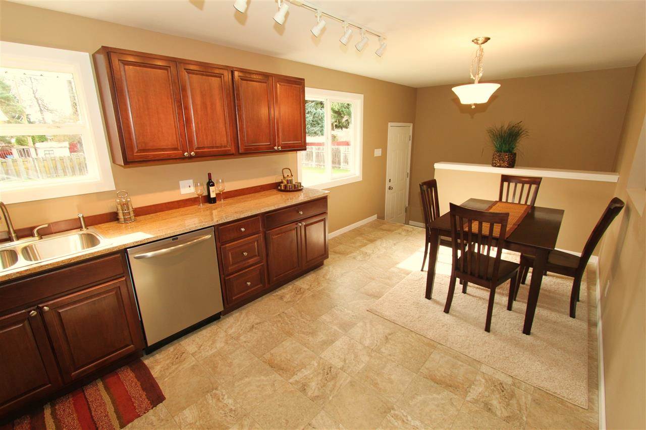 3523 W Indian Trail Rd - Photo 7