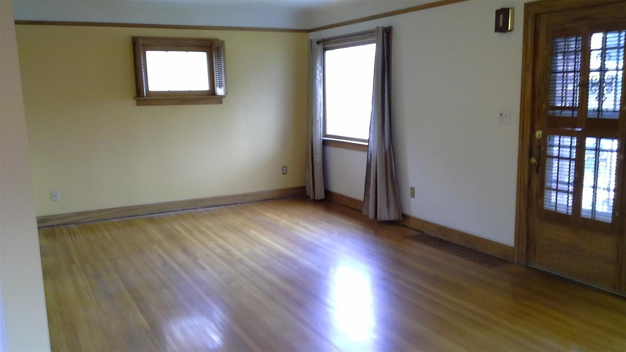 2623 N Howard St - Photo 4