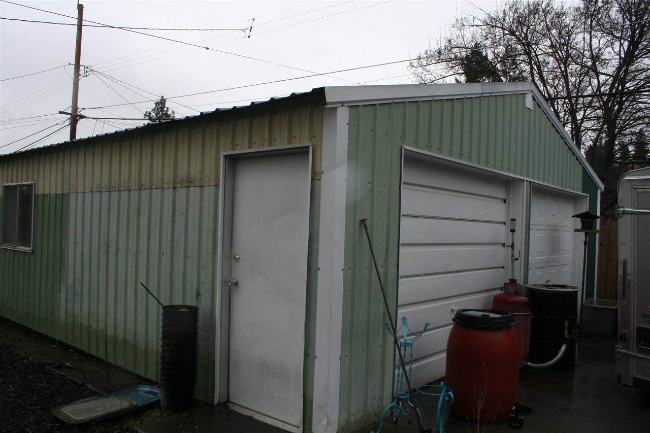 2008 E 5th Ave - Photo 4