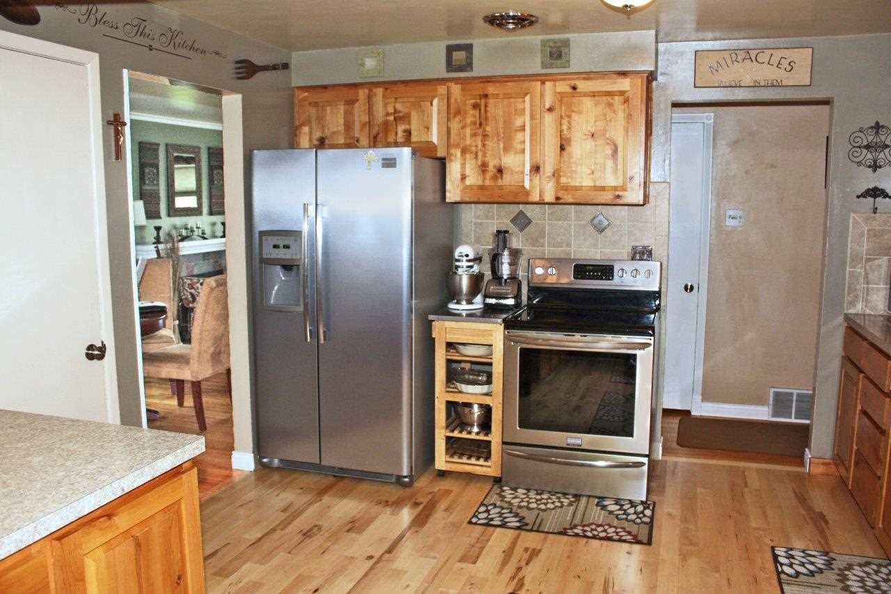 1217 S Reeves Rd - Photo 5