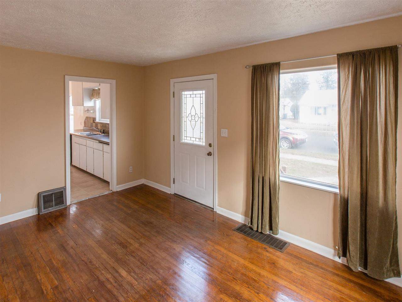 5407 N Hawthorne St - Photo 4