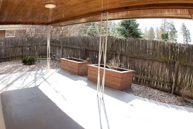 10816 E 21st Ave - Photo 4