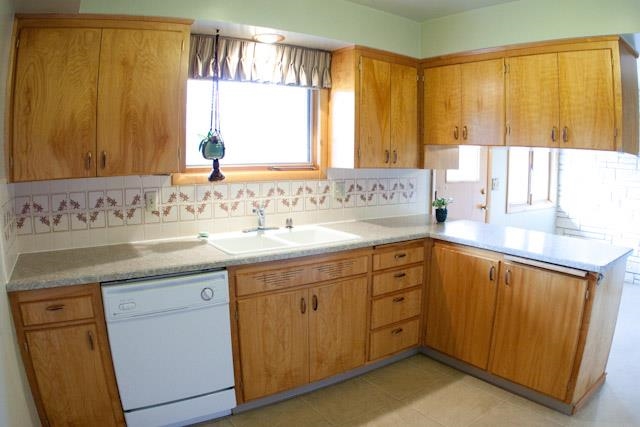10816 E 21st Ave - Photo 6
