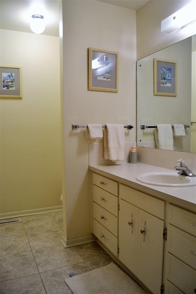 3123 S Howard St - Photo 9