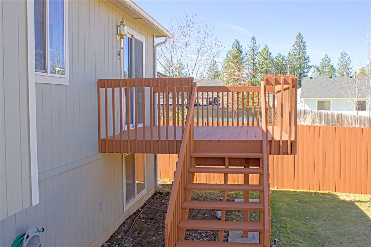 105 E Trevor Rd - Photo 18