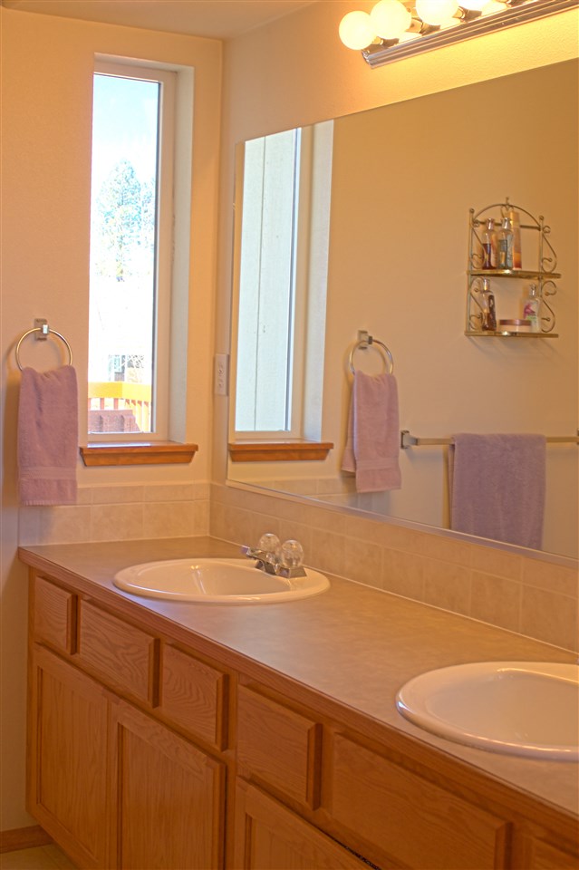 105 E Trevor Rd - Photo 8