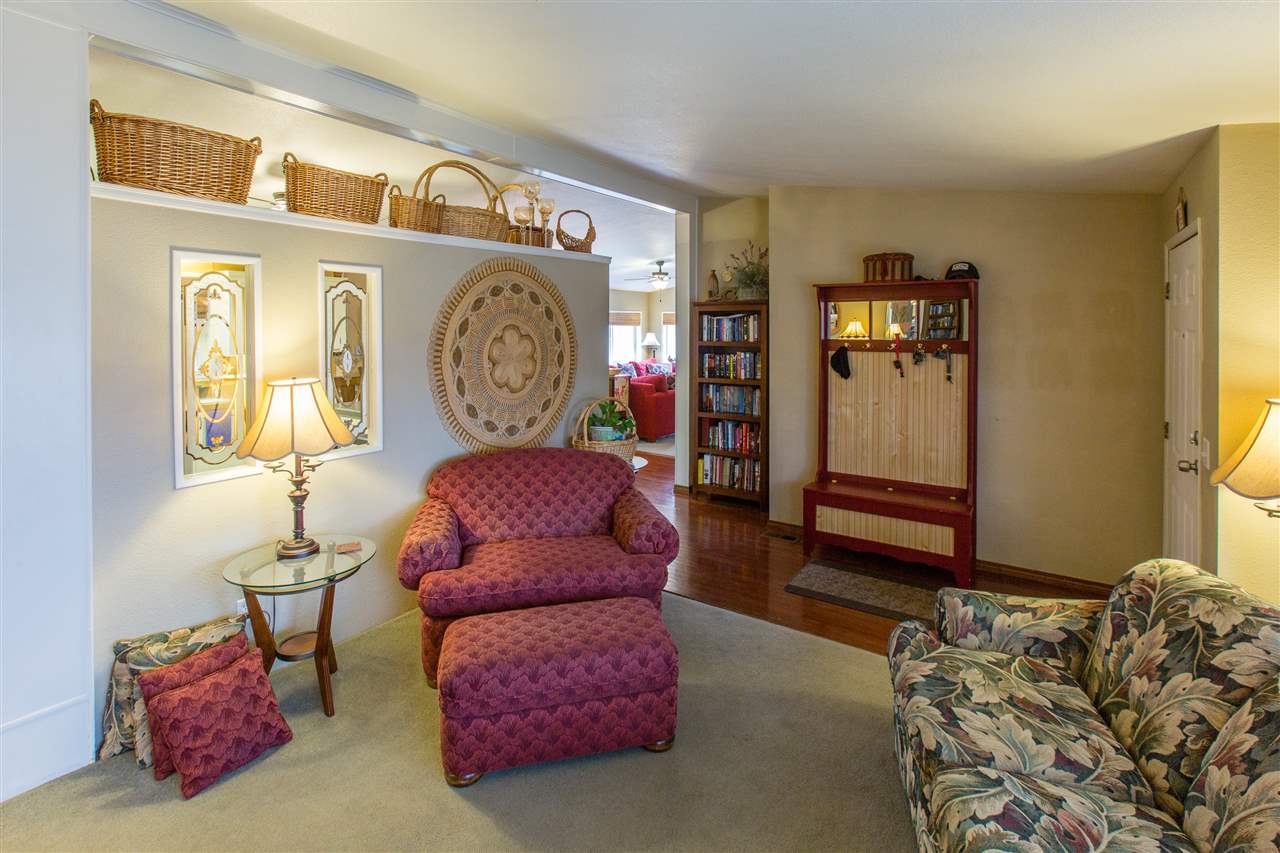 7325 E Fairview Ave - Photo 5