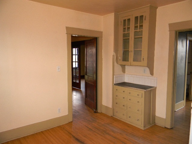 512 E Glass Ave - Photo 6