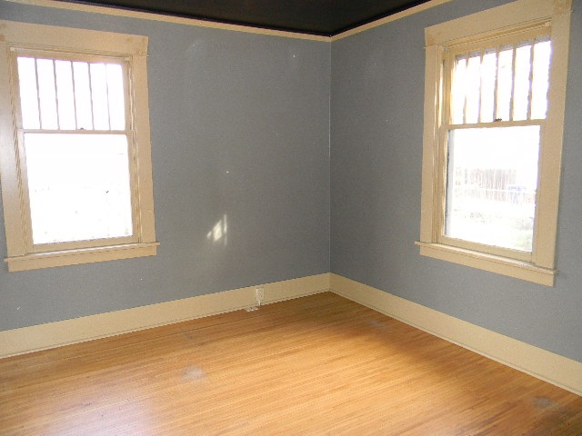 512 E Glass Ave - Photo 9