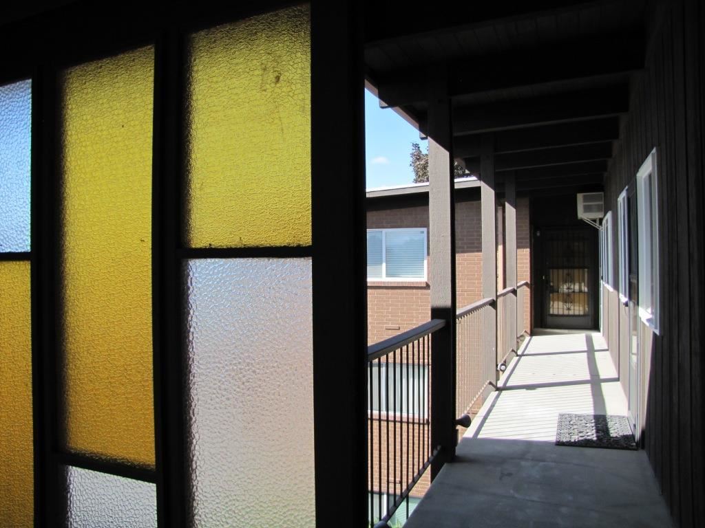 108 E Rowan Ave - Photo 19