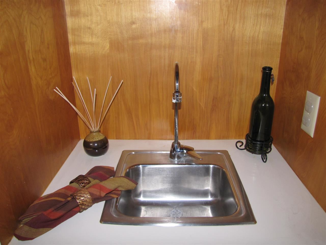 108 E Rowan Ave - Photo 7
