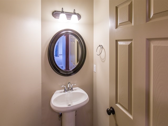 9013 E Heroy Ln - Photo 12