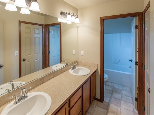 9013 E Heroy Ln - Photo 15