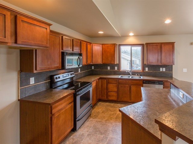 9013 E Heroy Ln - Photo 4