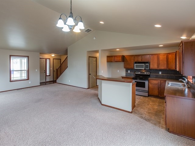 9013 E Heroy Ln - Photo 5