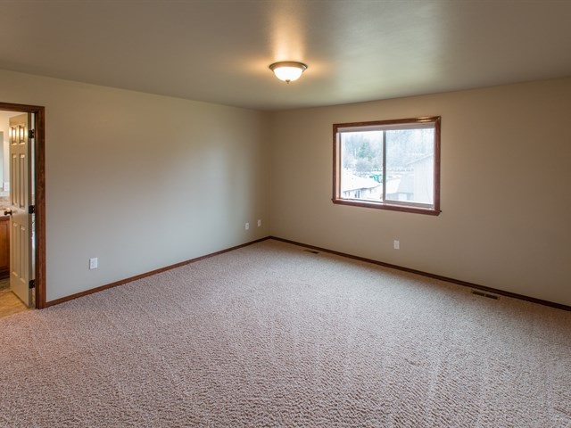 9013 E Heroy Ln - Photo 8