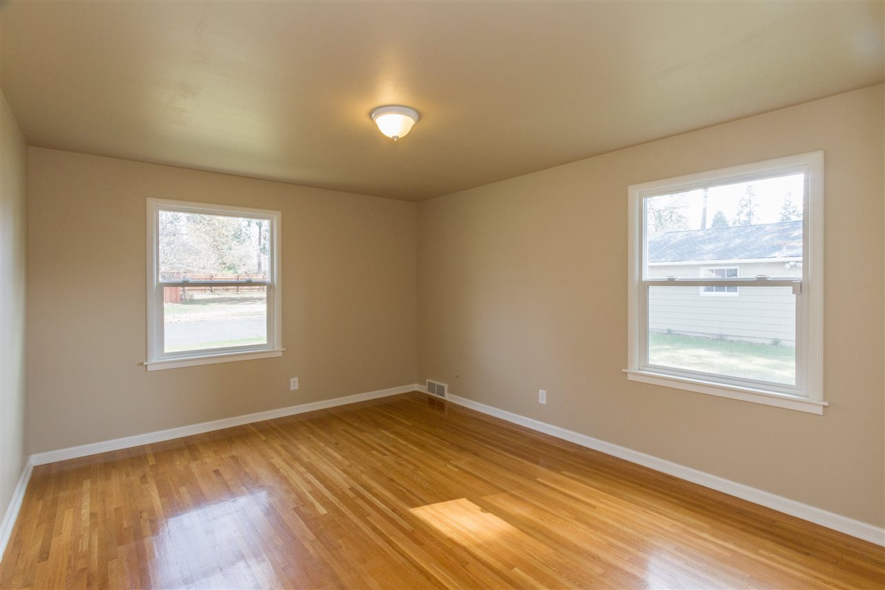 1214 E 42nd - Photo 12