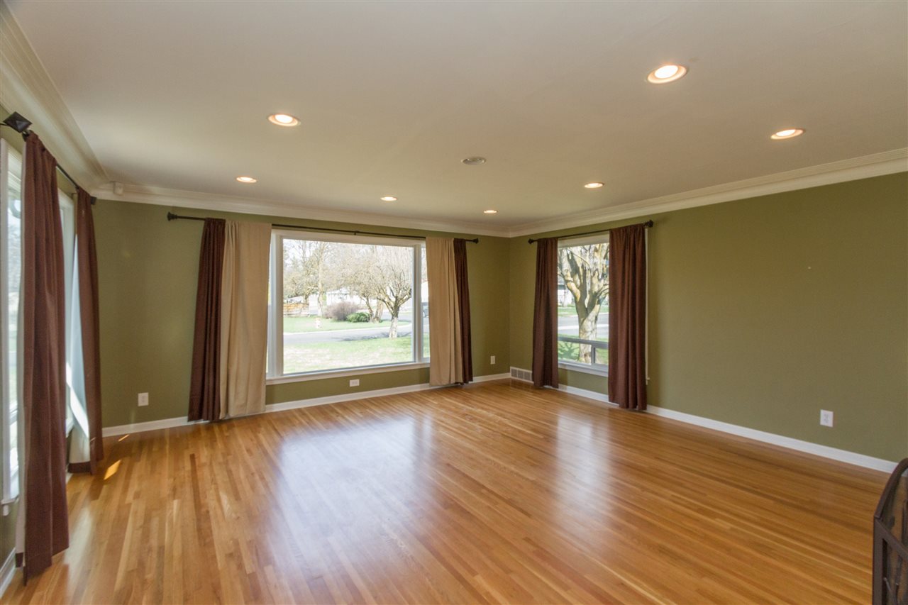 1214 E 42nd - Photo 8