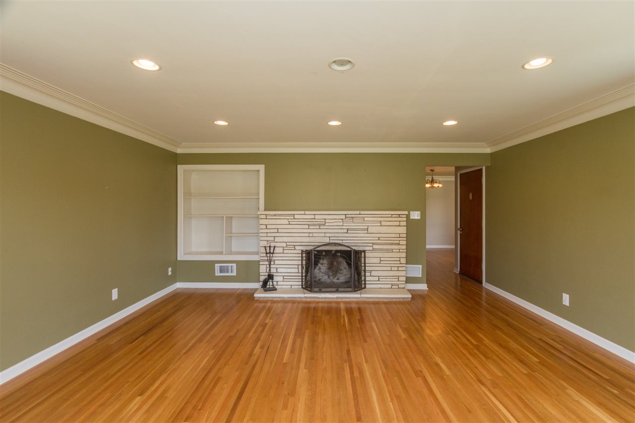 1214 E 42nd - Photo 9