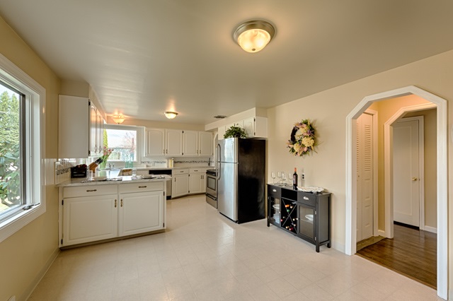 10620 E Mission Ave - Photo 6