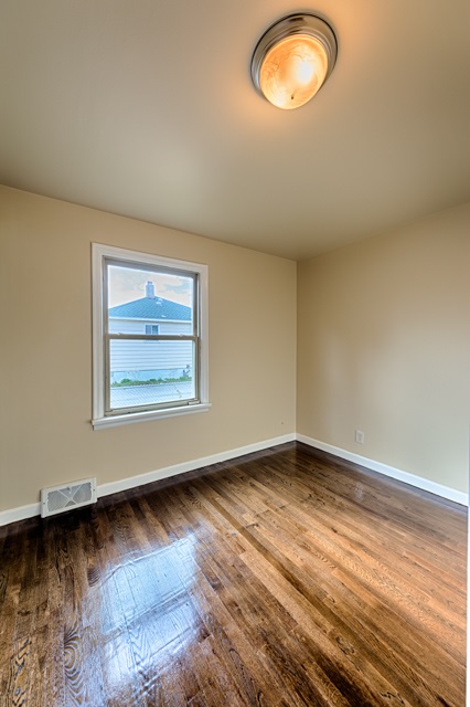 10620 E Mission Ave - Photo 10