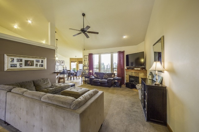 9109 N James Ct - Photo 4