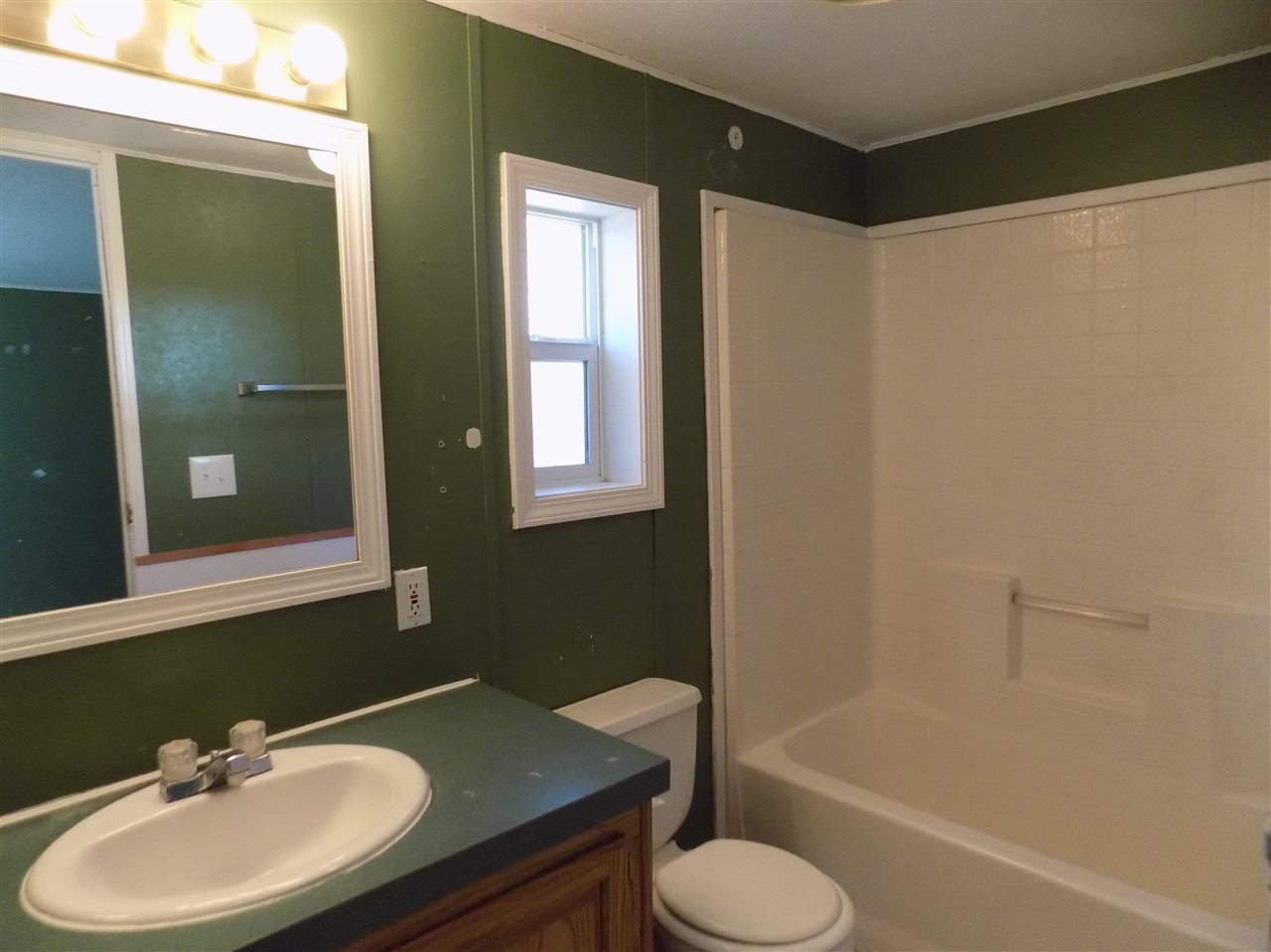 12610 N Nine Mile Rd - Photo 9