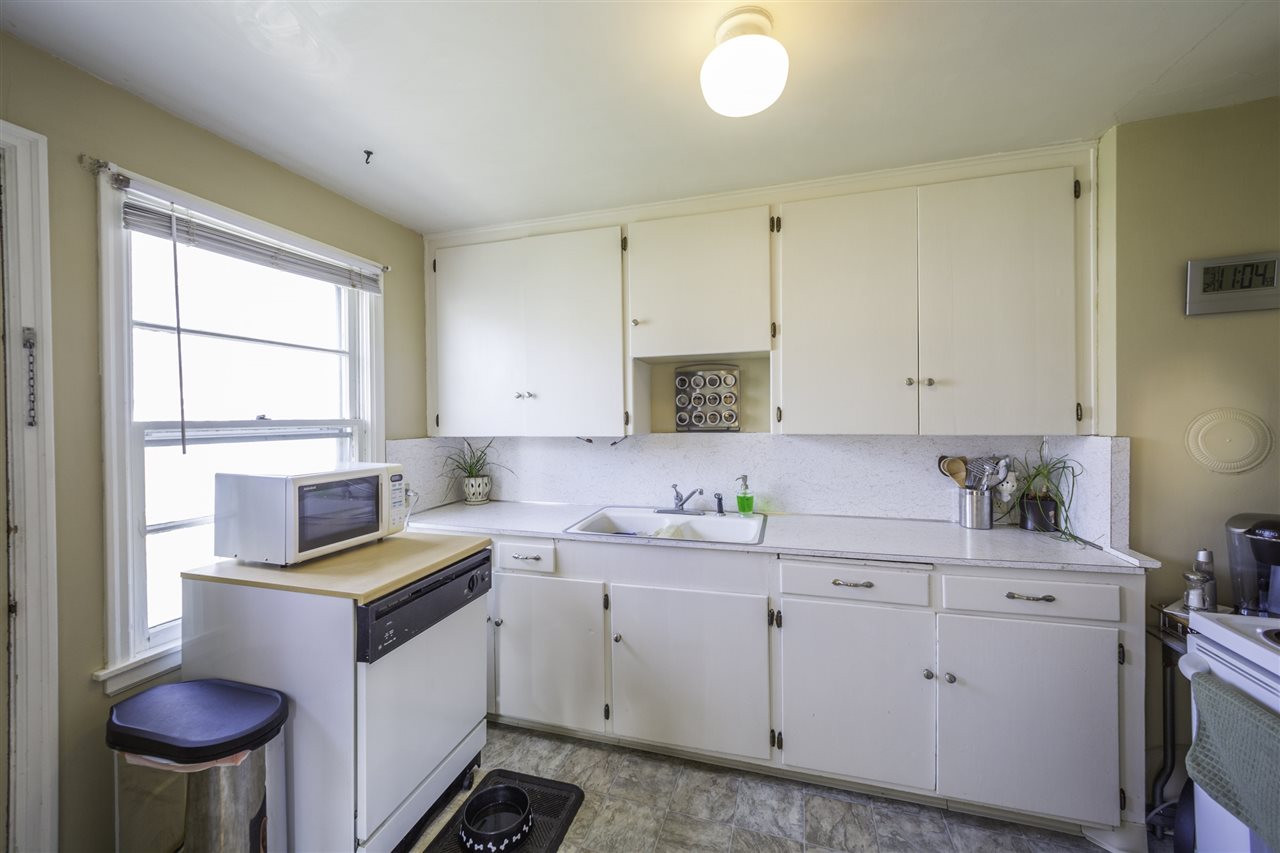 5217 N Oak St - Photo 6