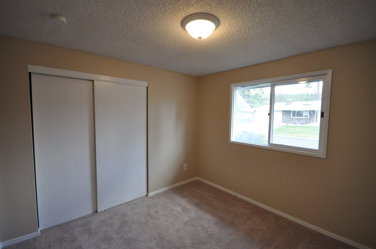 6611 N Victor St - Photo 7
